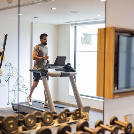Park Inn By Radisson Surat Esterno foto