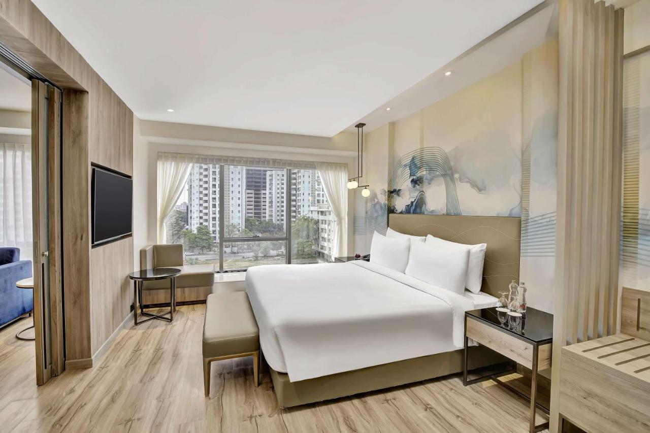 Park Inn By Radisson Surat Esterno foto